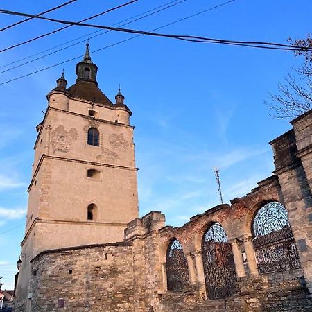Luxury Live Apartment Kamianets Podilskyi Bagian luar foto