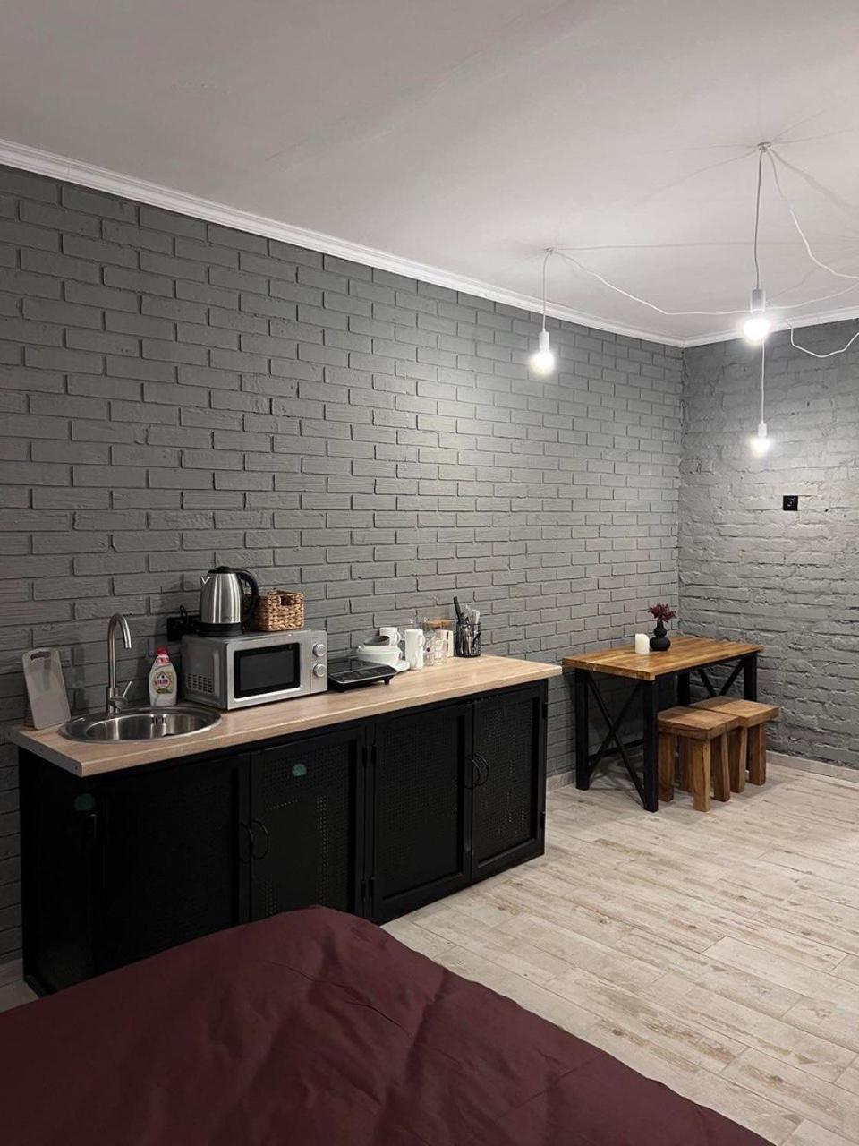 Luxury Live Apartment Kamianets Podilskyi Bagian luar foto